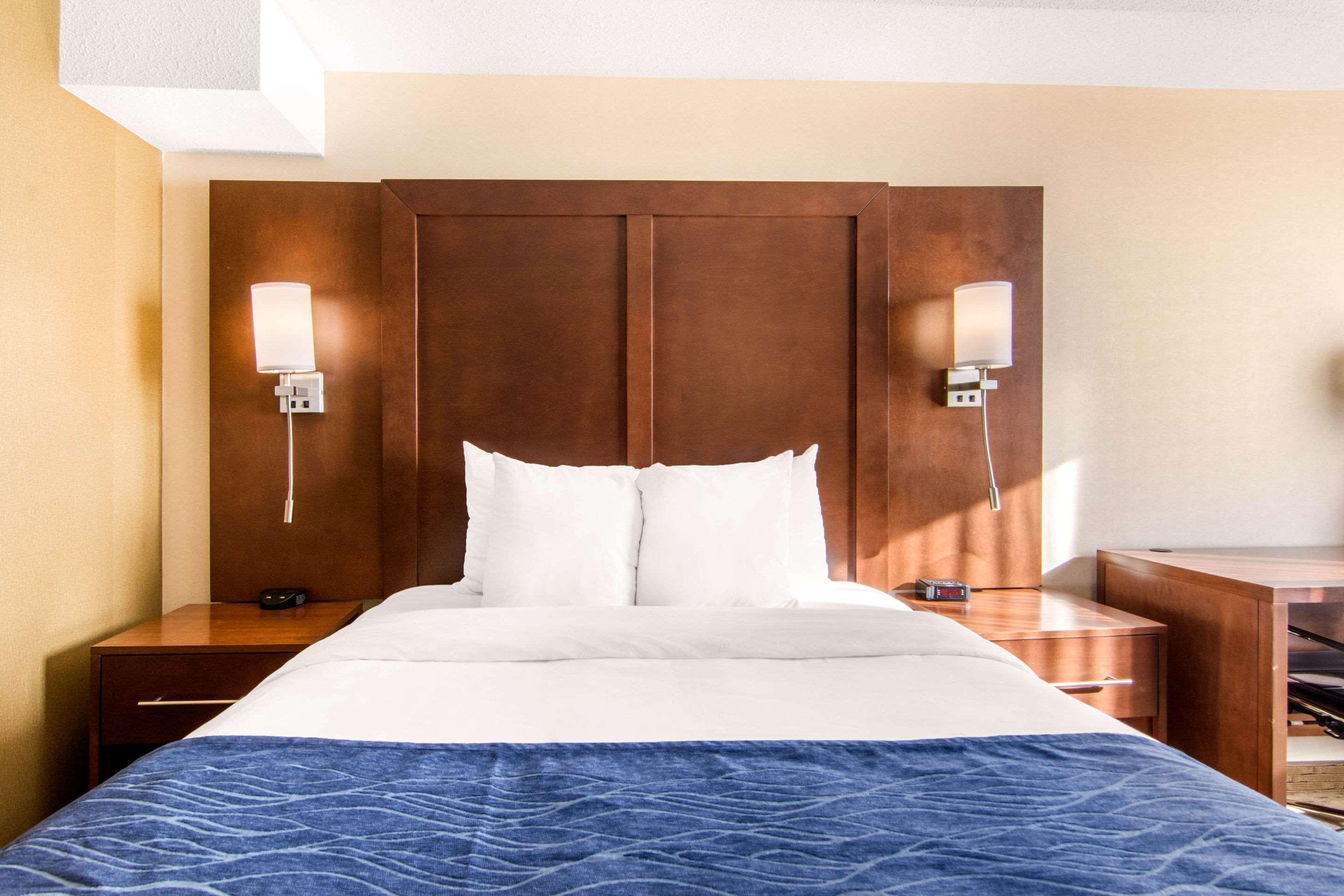 Comfort Inn & Suites Medicine Hat Luaran gambar