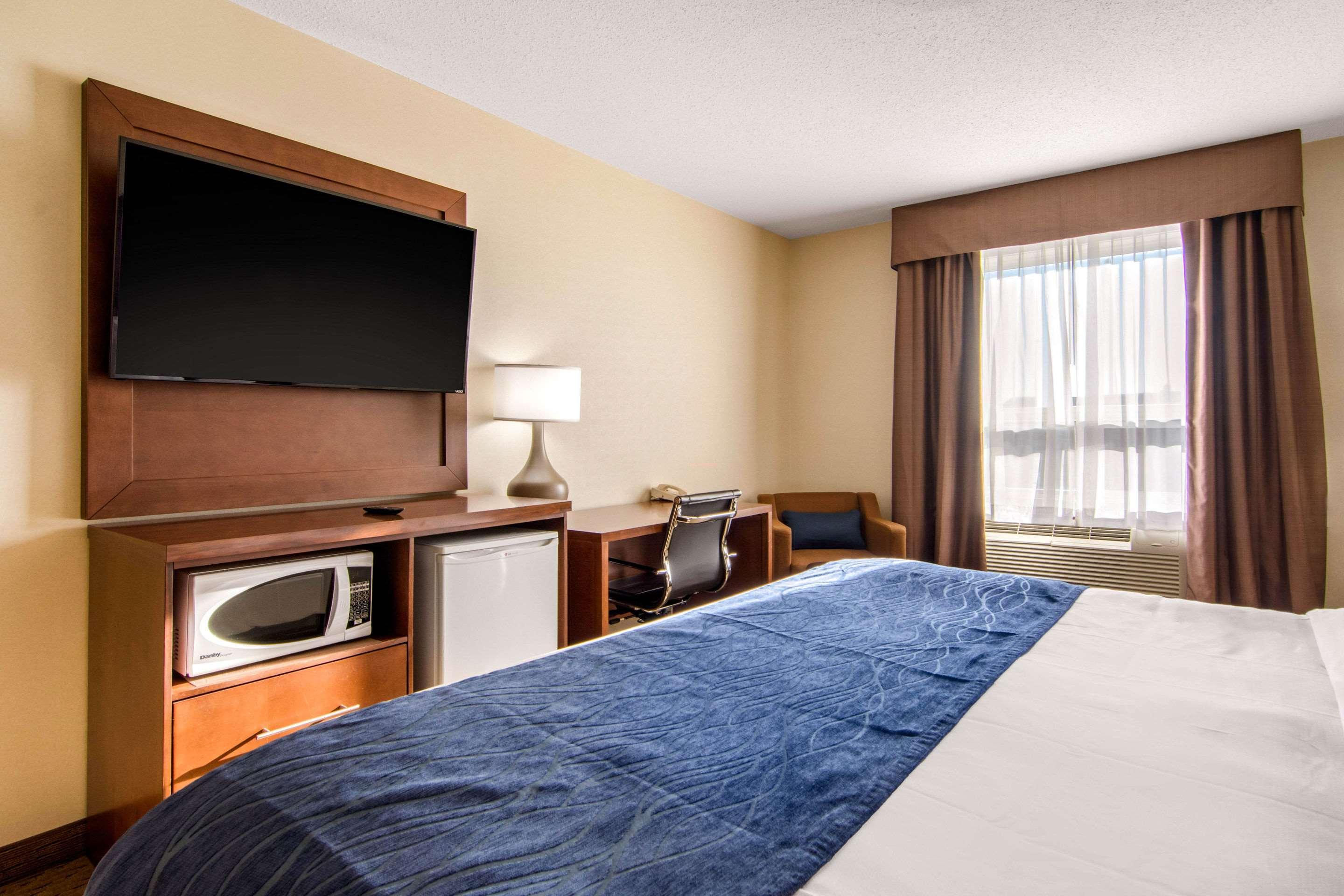 Comfort Inn & Suites Medicine Hat Luaran gambar